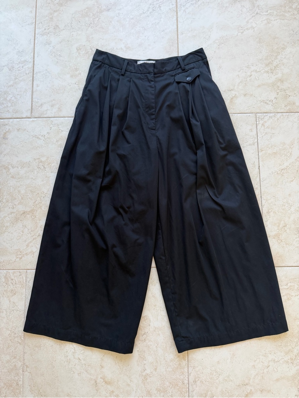 TIBI Bio Twill Triple Pleat Cropped Pant Trendy - Picture 2 of 6